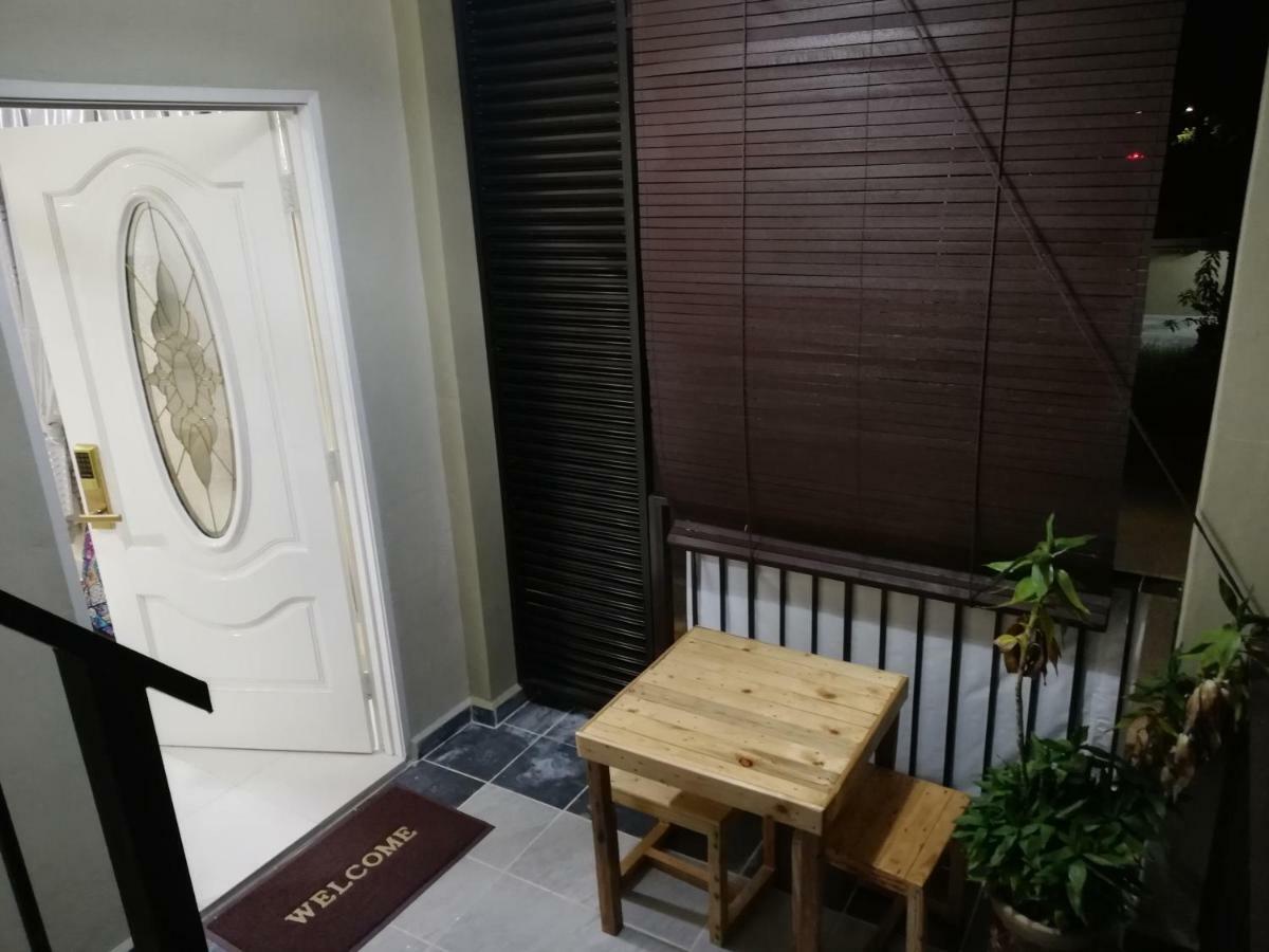 Topville Homestay Кангар Екстериор снимка